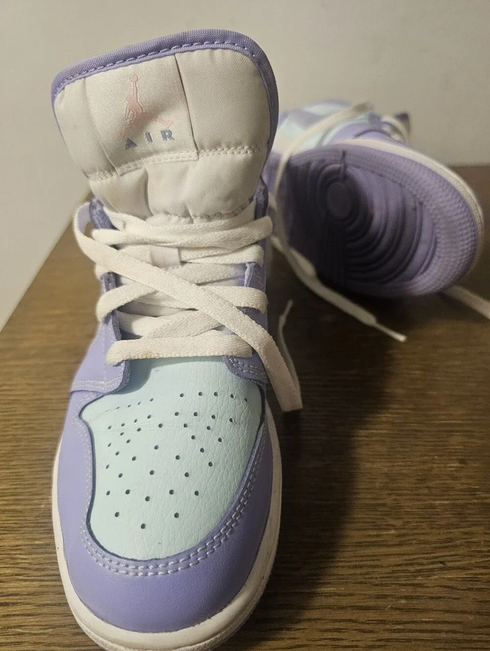 Jordan Kids Mid-Top Sneakers in Lavender & Mint